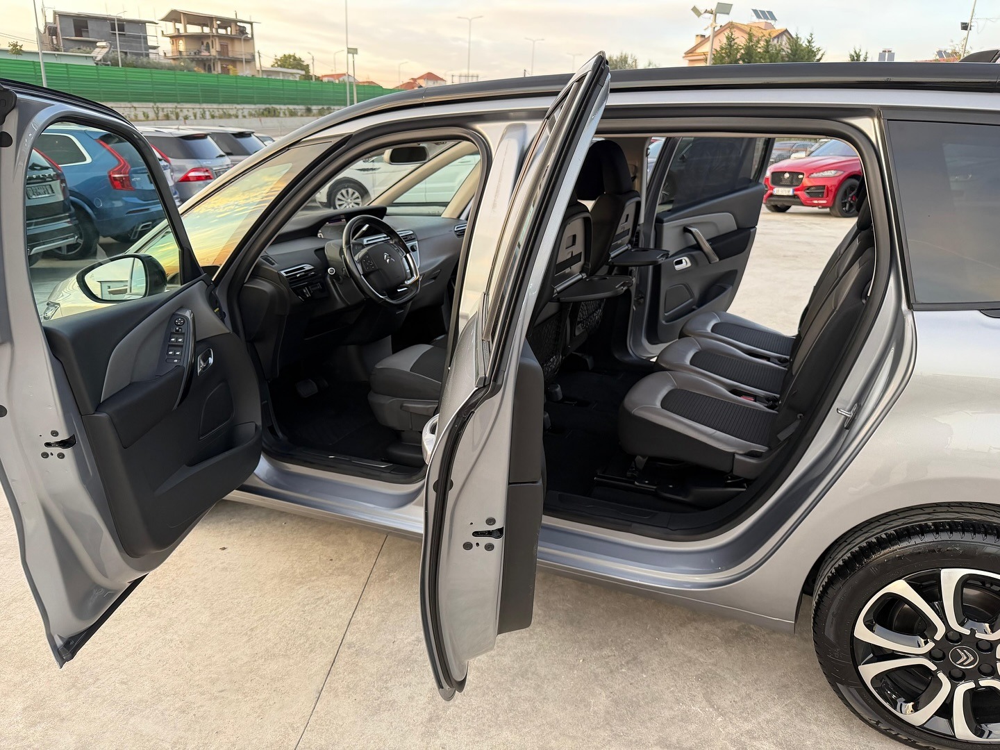 imgi_2_582104358_18083762414047496_6135365669355707679_n