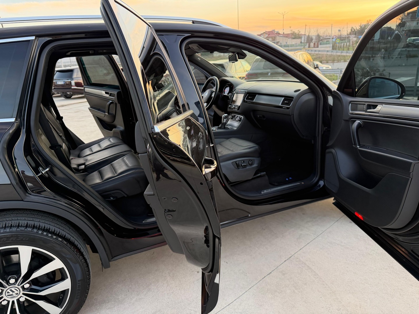 imgi_3_641824512_18092997329047496_9020624828677290543_n